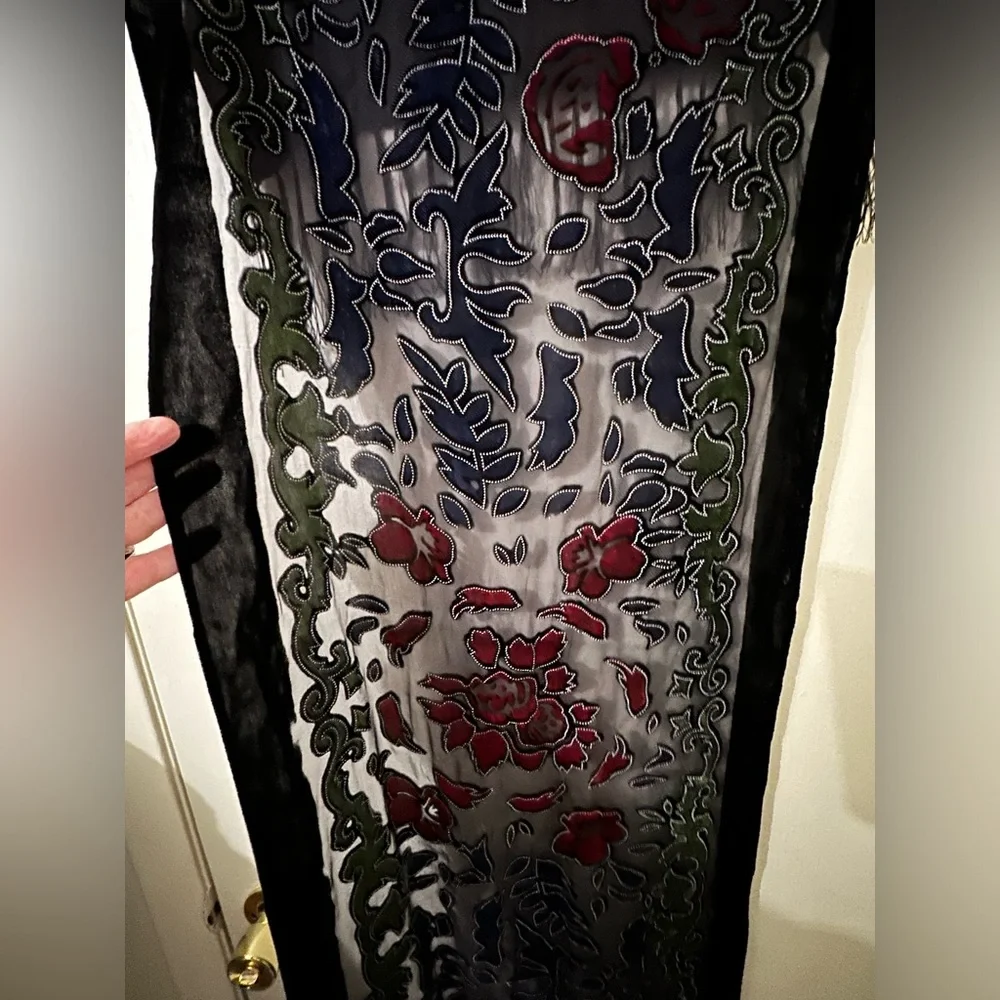 Table Runner/Scarf - Burnt Out Pattern Velvet Floral with Fringe 62 x 17